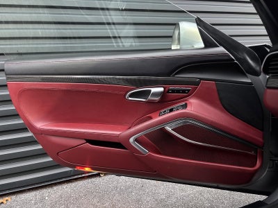 2019 Porsche 911 Turbo S Cabriolet