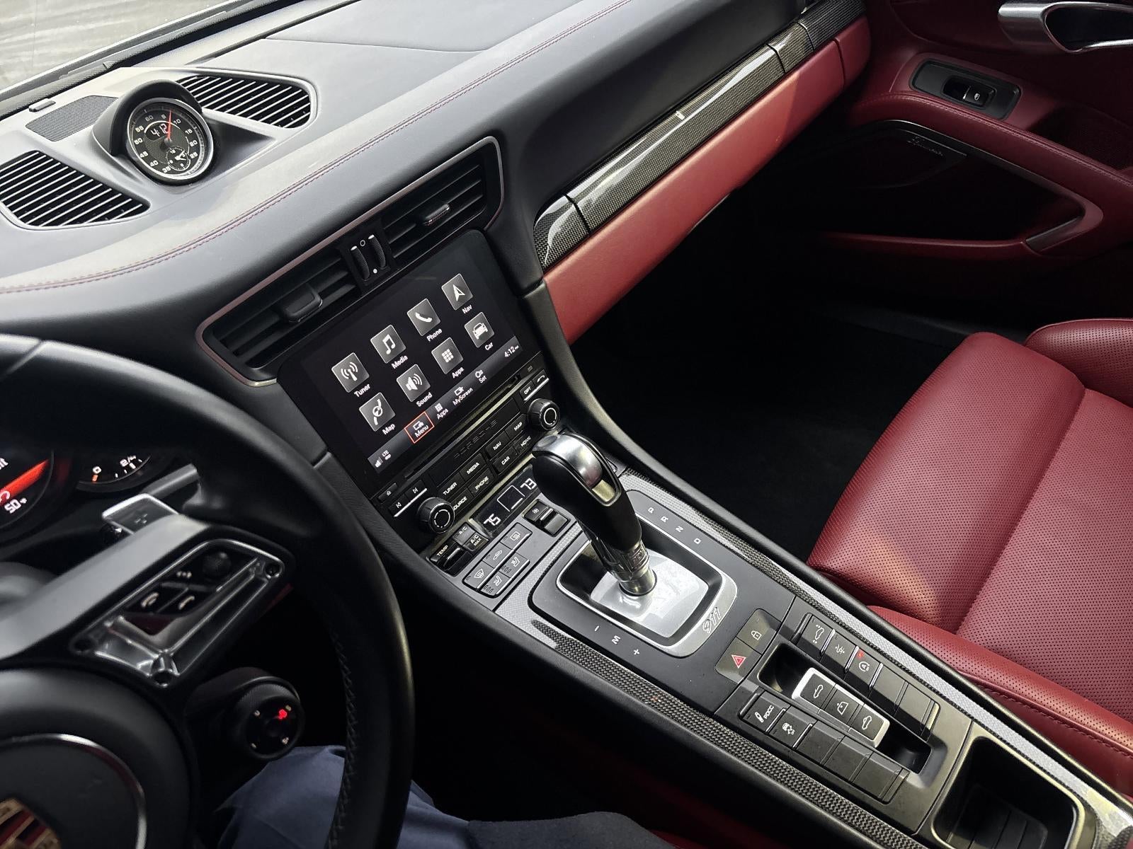 2019 Porsche 911 Turbo S Cabriolet