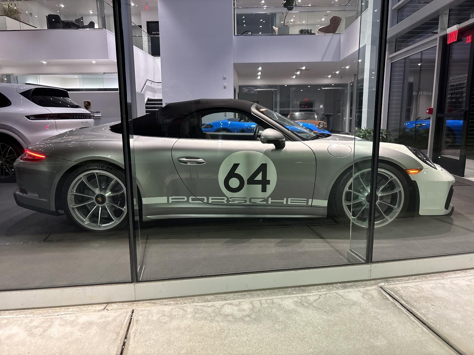 2019 Porsche 911 Speedster Cabriolet