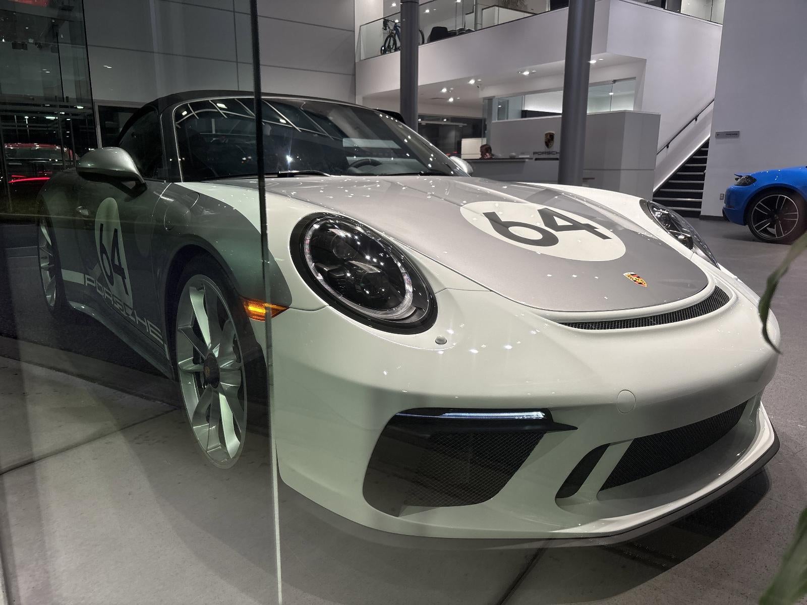 2019 Porsche 911 Speedster Cabriolet