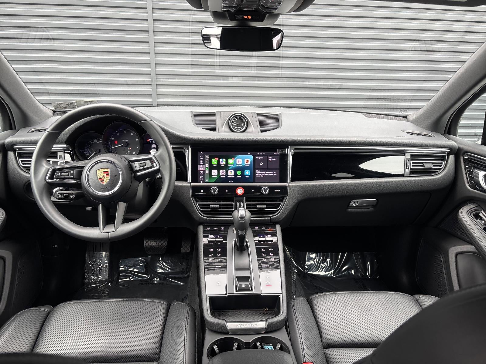 2025 Porsche Macan T AWD