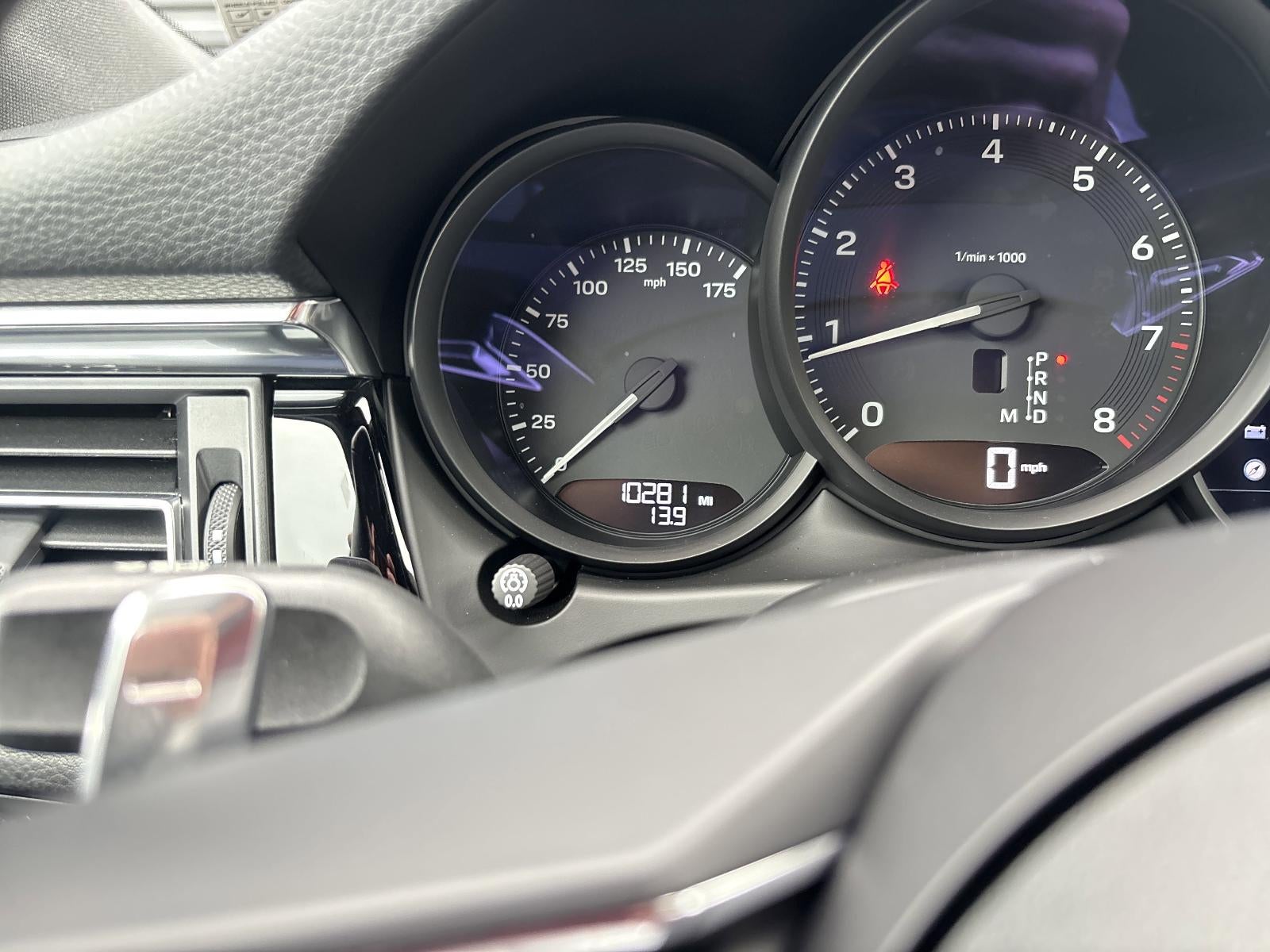 2025 Porsche Macan T AWD