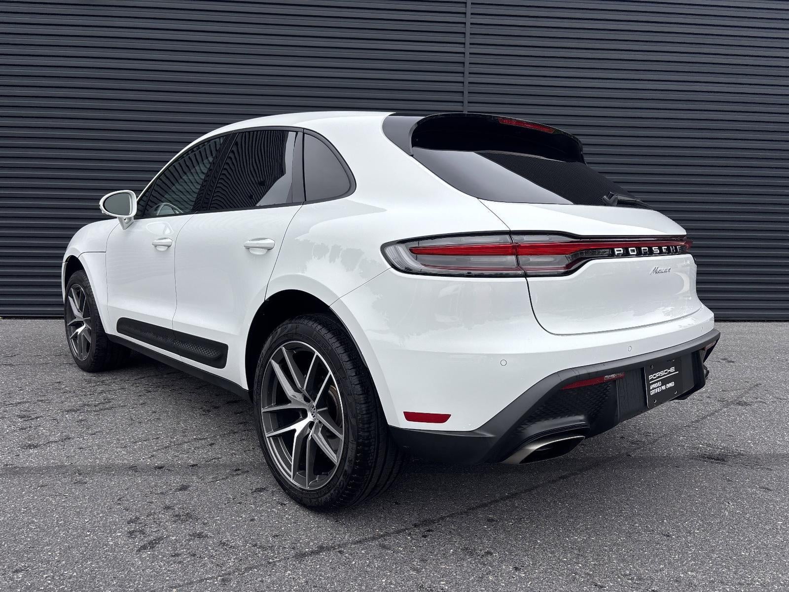 2025 Porsche Macan T AWD