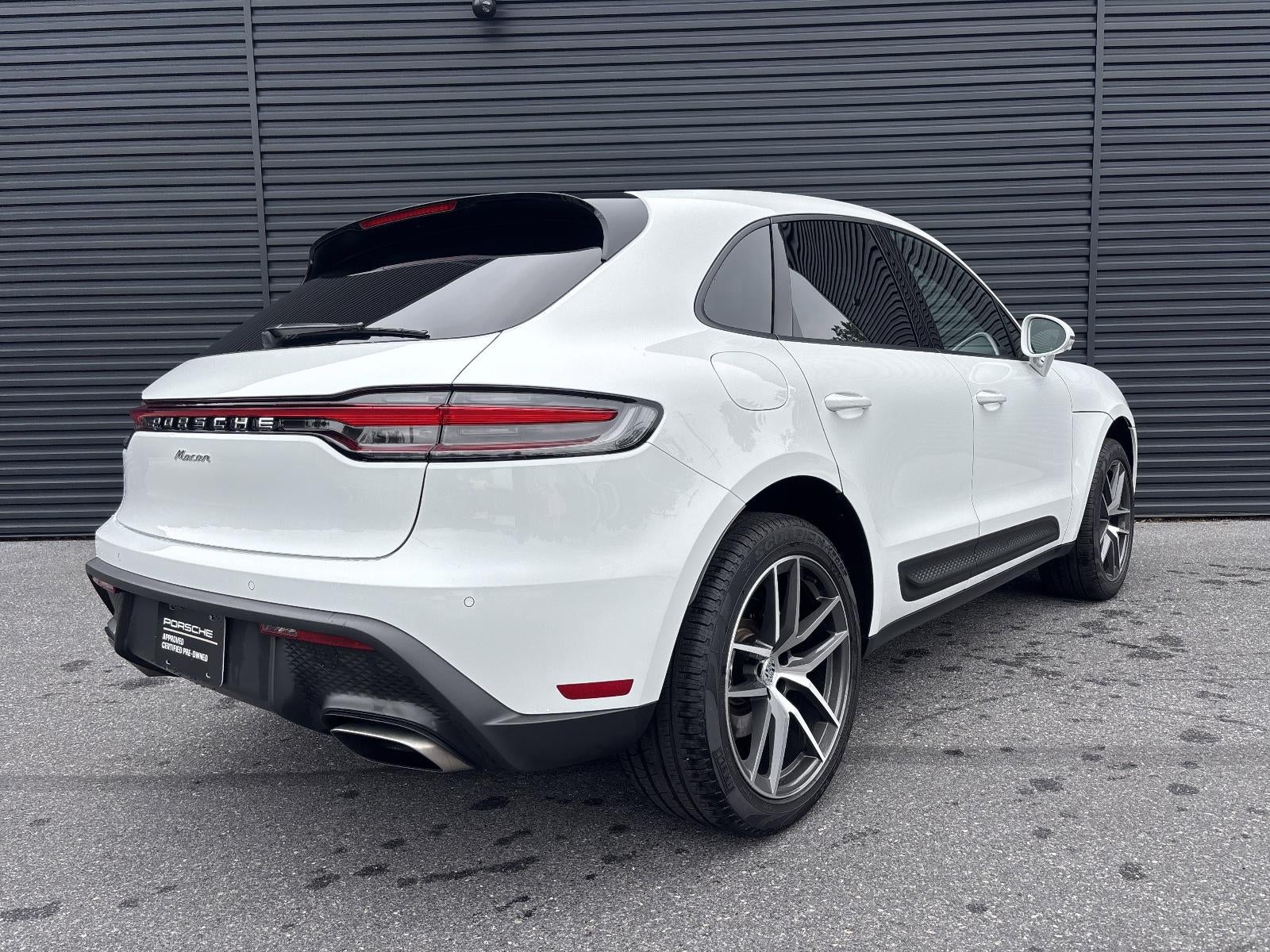 2025 Porsche Macan T AWD