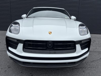 2025 Porsche Macan T AWD