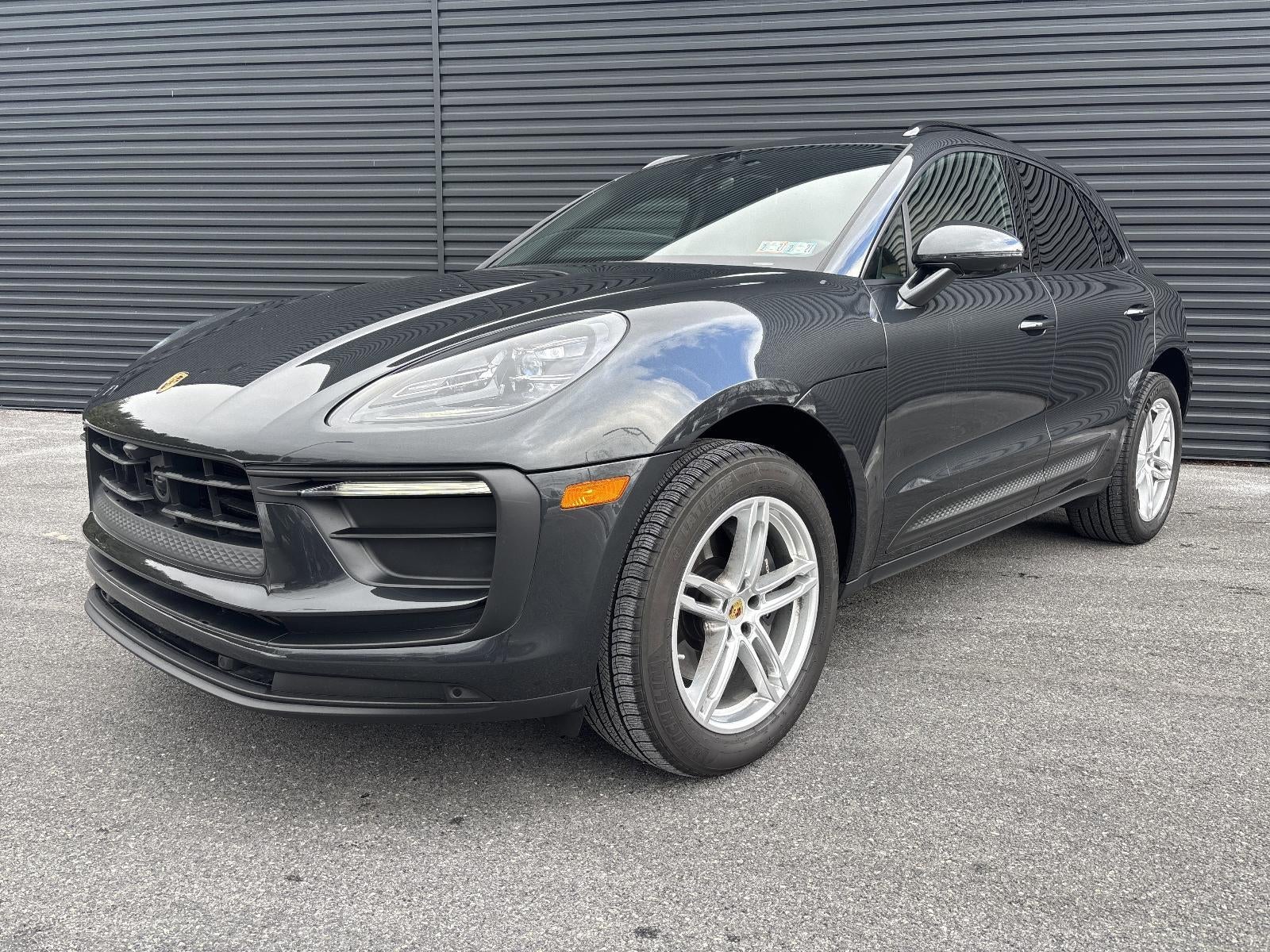 2025 Porsche Macan AWD