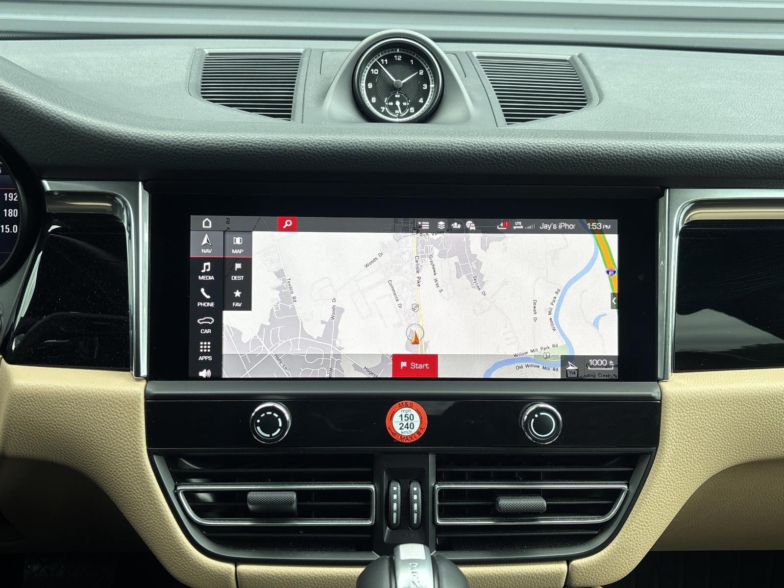 2025 Porsche Macan AWD