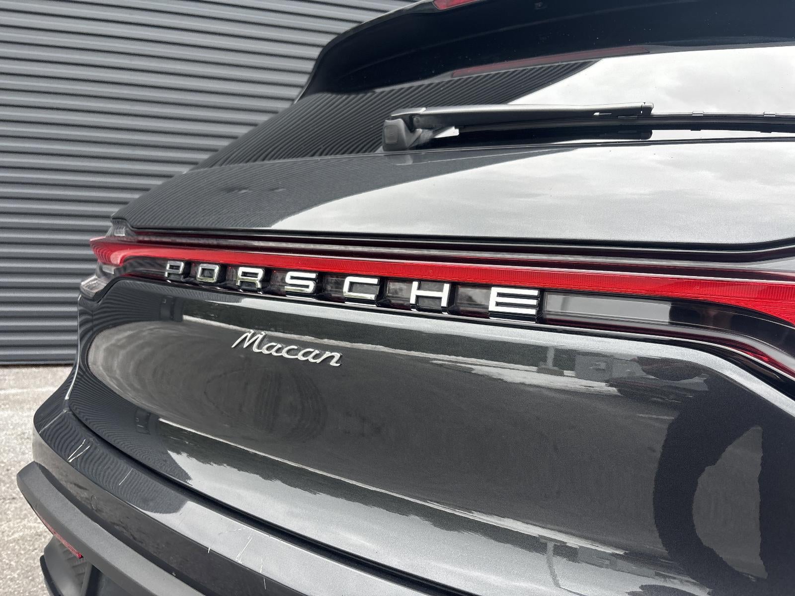 2025 Porsche Macan AWD