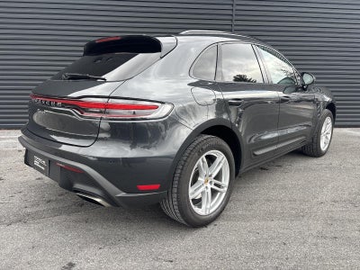 2025 Porsche Macan AWD