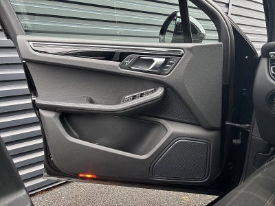 2024 Porsche Macan AWD