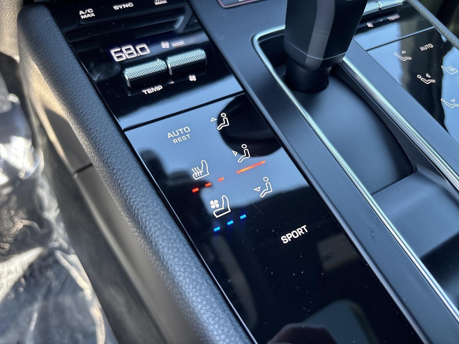 2024 Porsche Macan AWD