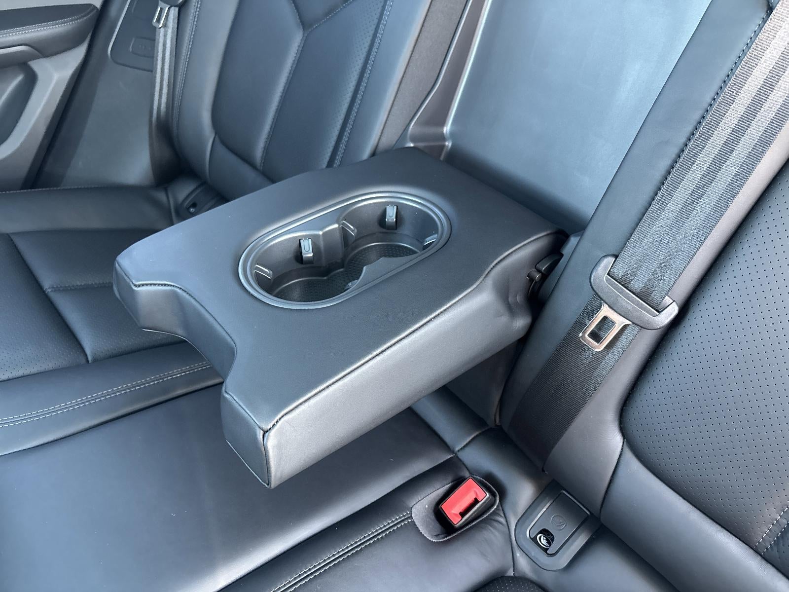 2024 Porsche Macan AWD