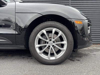 2024 Porsche Macan AWD