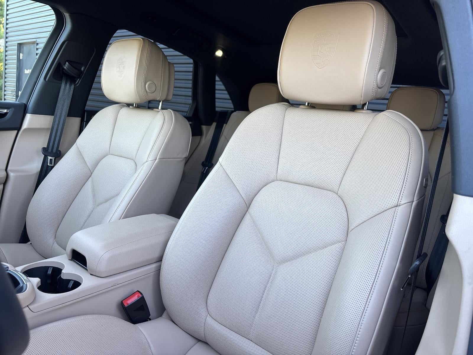 2025 Porsche Macan T AWD