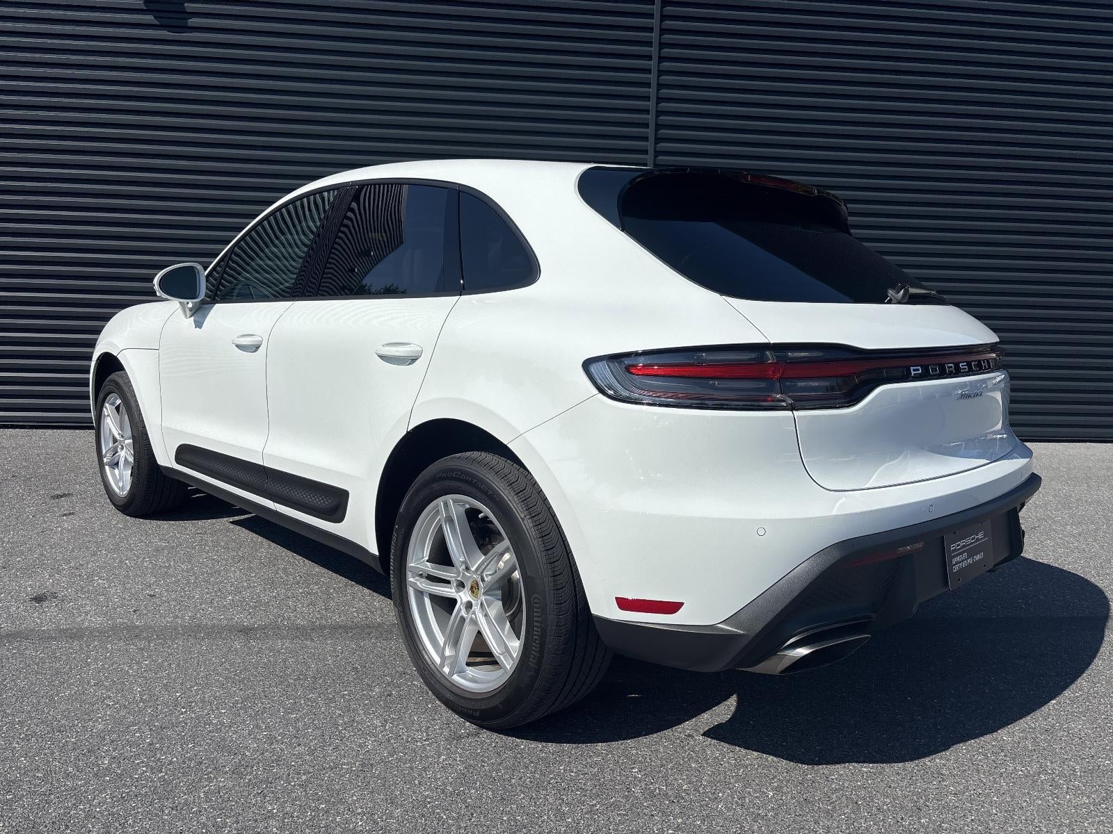 2025 Porsche Macan T AWD