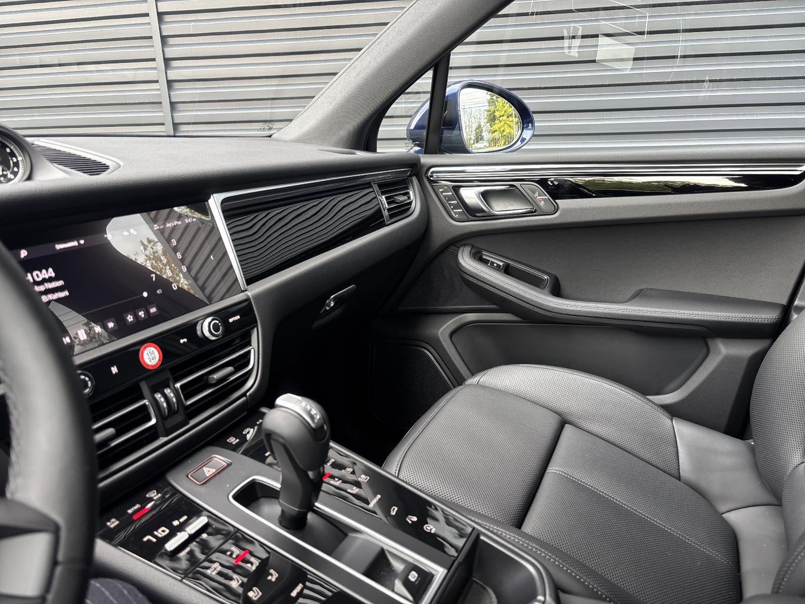 2026 Porsche Macan T AWD