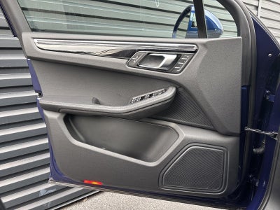 2026 Porsche Macan T AWD