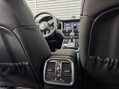 2026 Porsche Macan T AWD