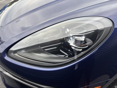 2026 Porsche Macan T AWD