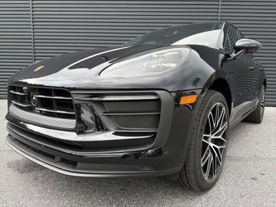 2026 Porsche Macan AWD