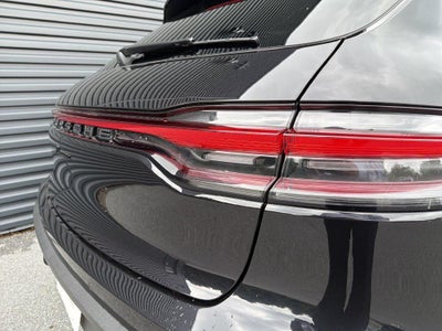 2026 Porsche Macan AWD