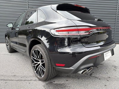2026 Porsche Macan AWD
