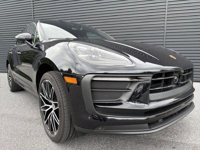 2026 Porsche Macan AWD