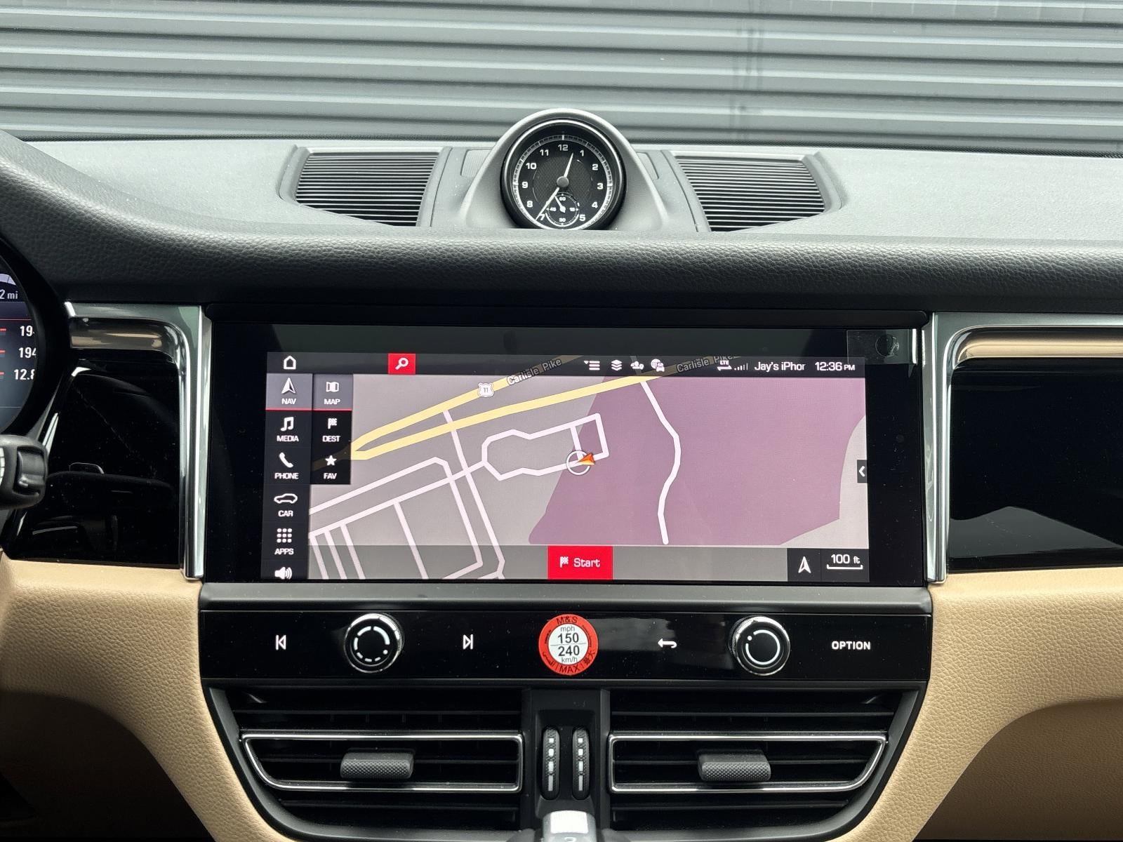 2025 Porsche Macan AWD