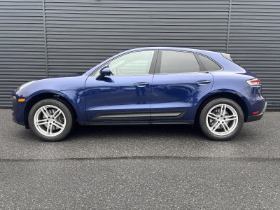 2025 Porsche Macan AWD