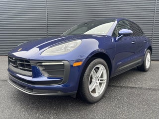 2025 Porsche Macan AWD