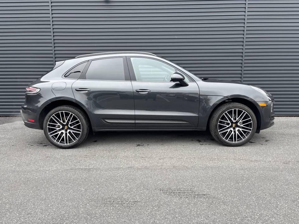 2026 Porsche Macan AWD