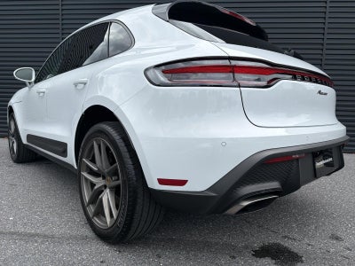 2026 Porsche Macan AWD