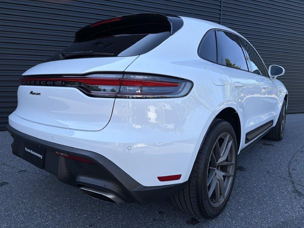 2026 Porsche Macan AWD