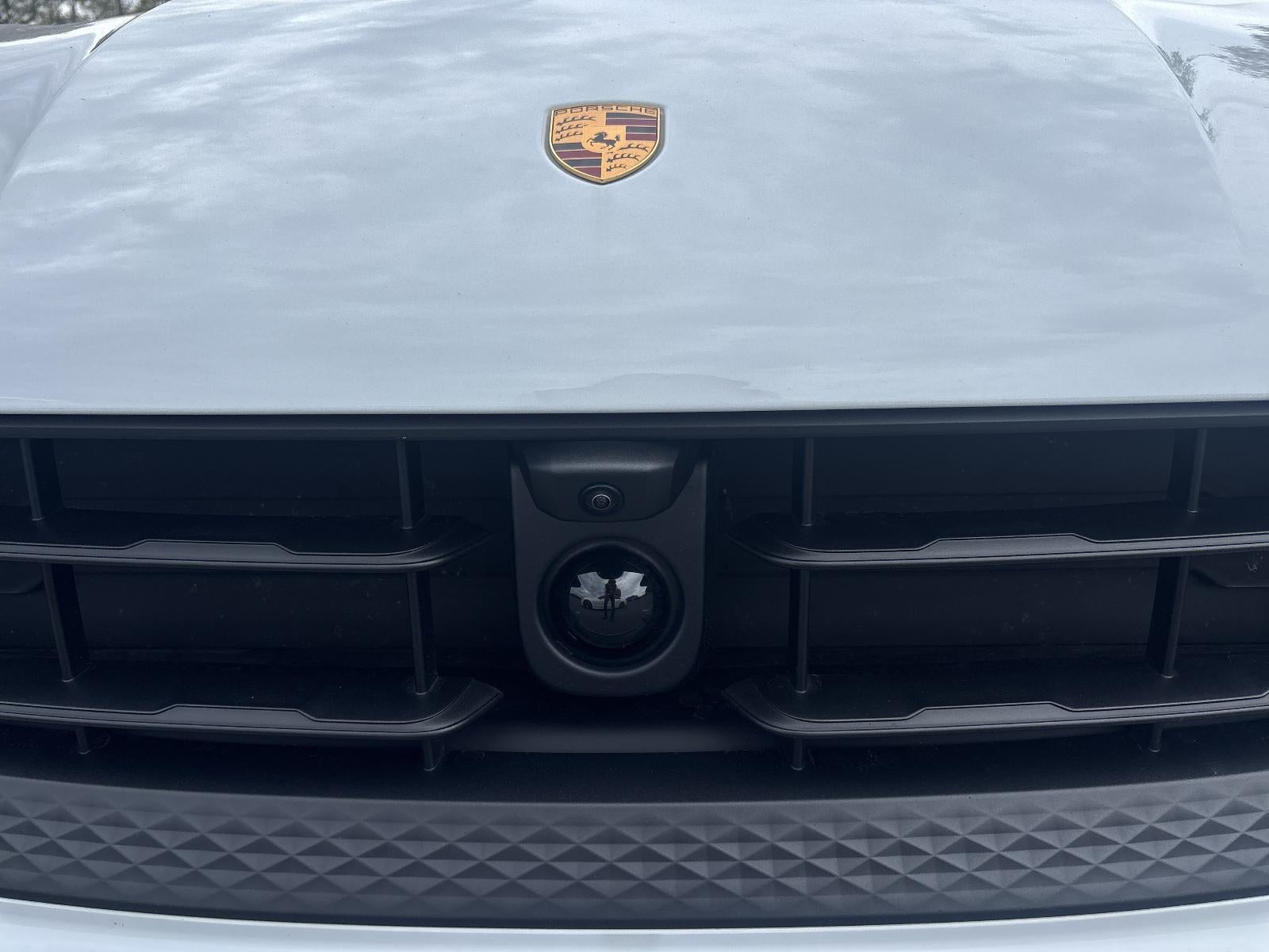 2026 Porsche Macan AWD