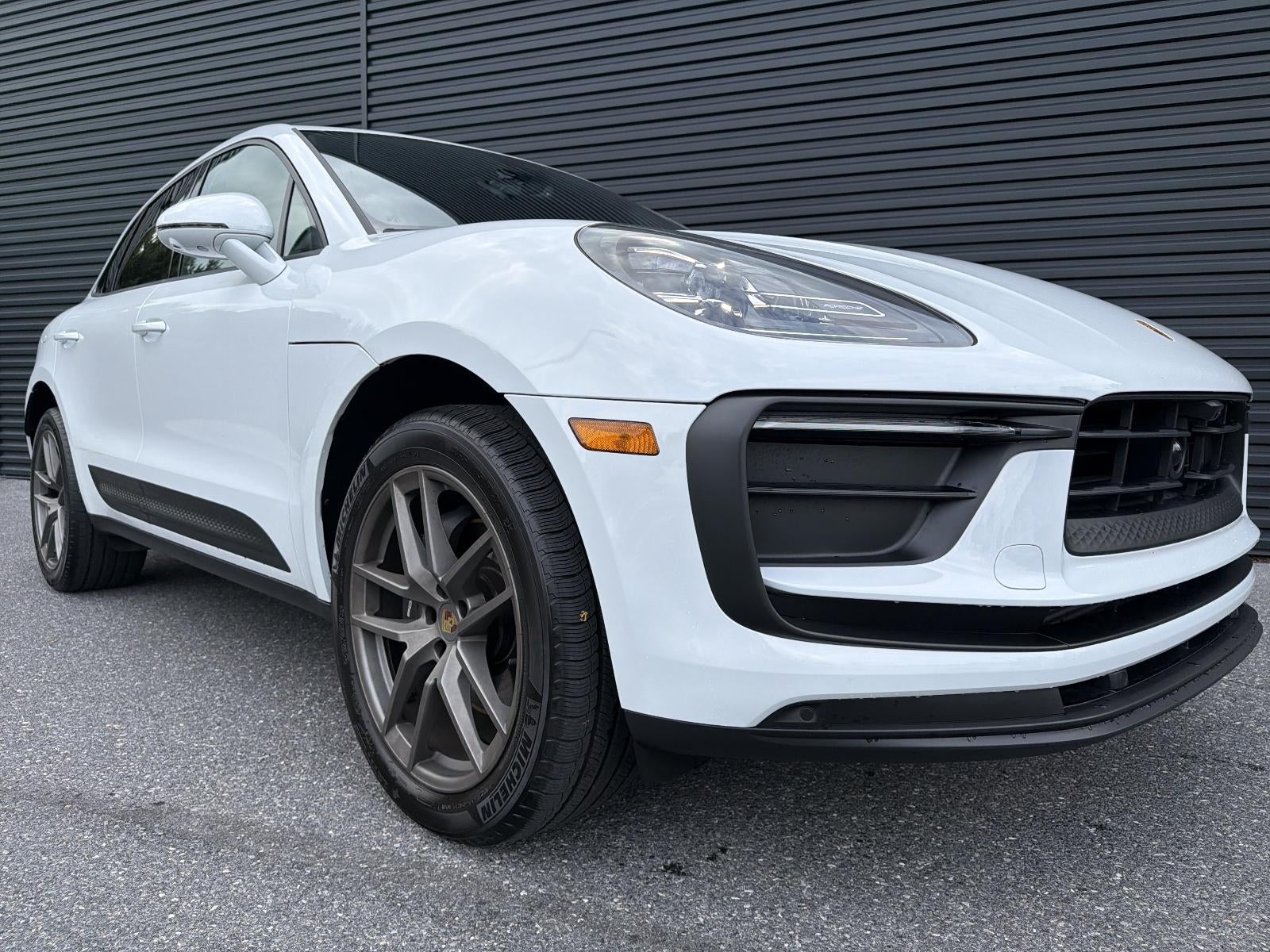 2026 Porsche Macan AWD