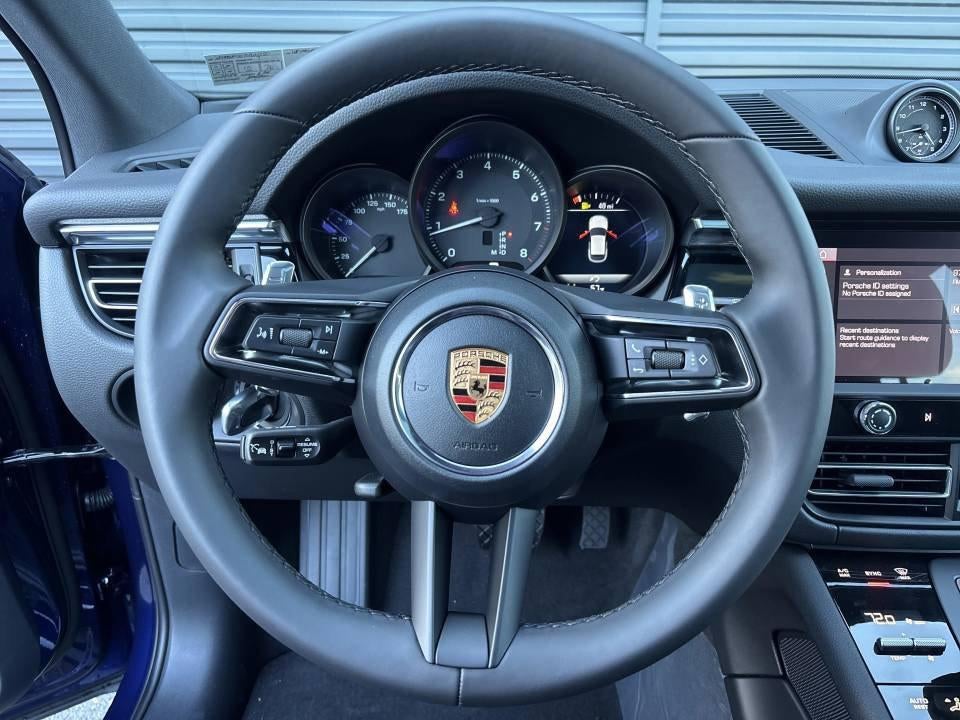 2026 Porsche Macan AWD