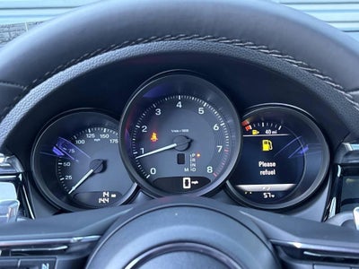 2026 Porsche Macan AWD
