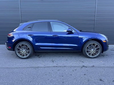 2026 Porsche Macan AWD