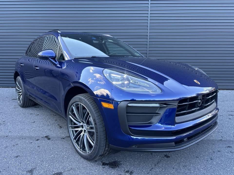 2026 Porsche Macan AWD