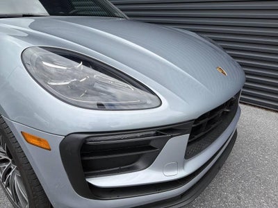 2026 Porsche Macan AWD