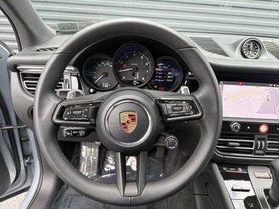 2026 Porsche Macan AWD
