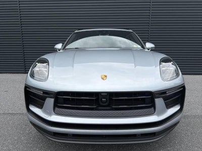 2026 Porsche Macan AWD