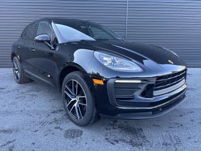 2022 Porsche Macan AWD