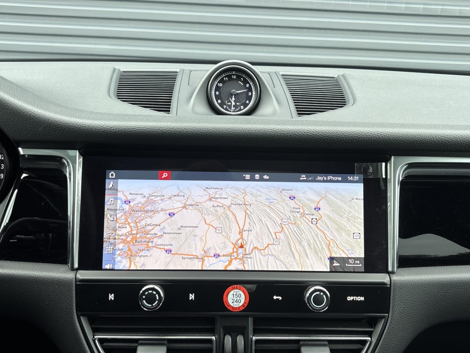 2025 Porsche Macan AWD