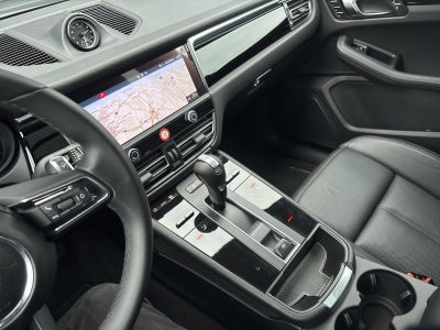 2025 Porsche Macan AWD
