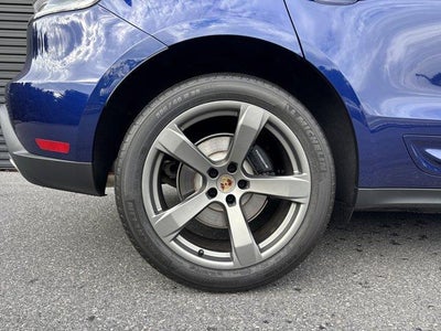 2026 Porsche Macan AWD