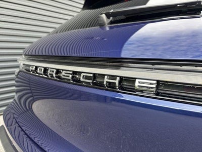 2026 Porsche Macan AWD