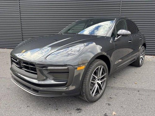 2026 Porsche Macan AWD