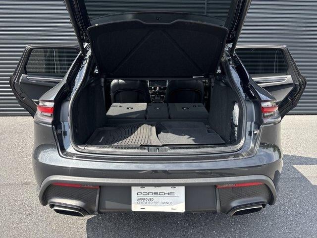 2026 Porsche Macan AWD