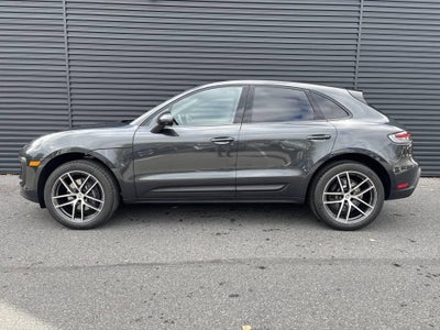 2026 Porsche Macan AWD